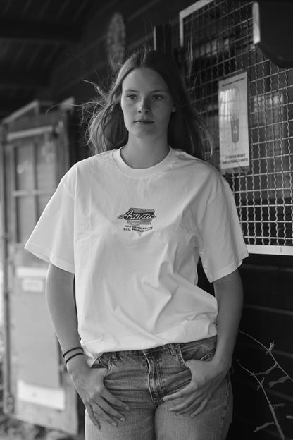 Retro-inspired white short sleeve shirt 2025